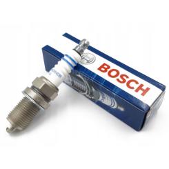 Свеча зажигания Bosch 0 242 235 668 Фото