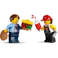 Конструктор LEGO City Грузовик с гамбургерами 194 деталей Фото 2