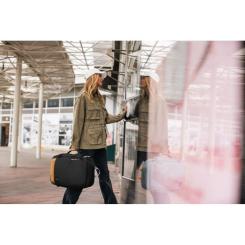Рюкзак туристический Pacsafe Go Carry-on 34L чорний Фото 9