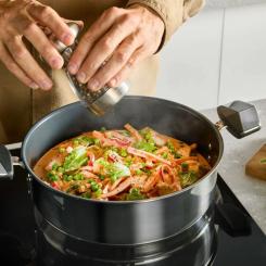 Сотейник Tefal Excellence+, з кришкою, 26см, чорний Фото 2