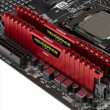Модуль памяти для компьютера Corsair DDR4 16GB (2x8GB) 2400 MHz Vengeance LPX Red Фото 4
