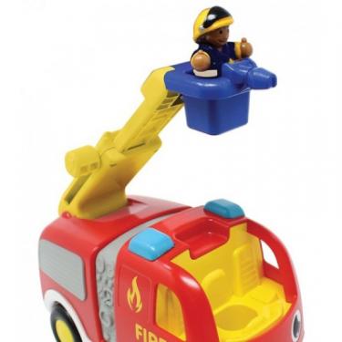 Развивающая игрушка Wow Toys Пожарная машина Эрни Фото 3