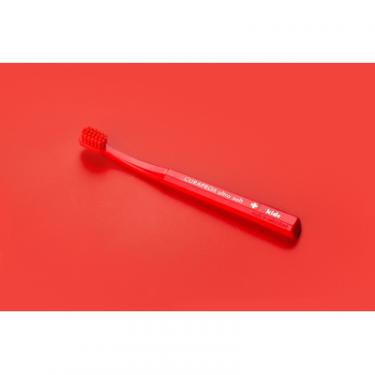 Детская зубная щетка Curaprox CS Kids ультрам'яка d 0.09 мм (4-12 років) Червони Фото 1